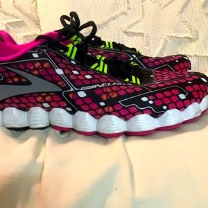 Brooks Neuro Nightlife Running shoes